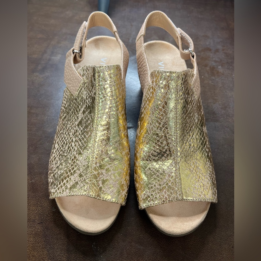 Vionic women’s shoe